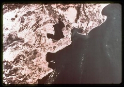 Photographie aérienne de côtes