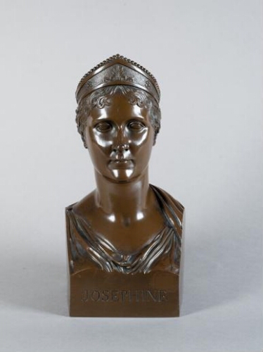 Buste de Joséphine coiffée d'un diadème