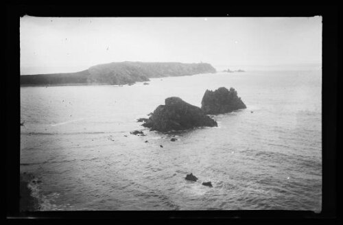 Paysage maritime avec rochers (Finistère)